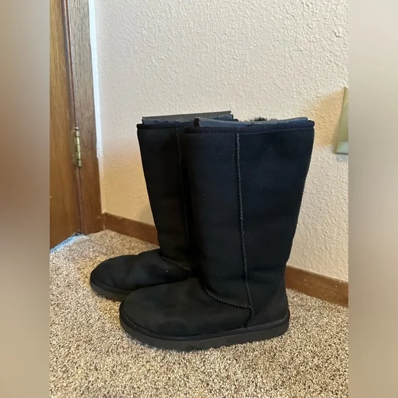 Women’s Ugg Boots Tall Black Size 9 - Picture 2 of 5